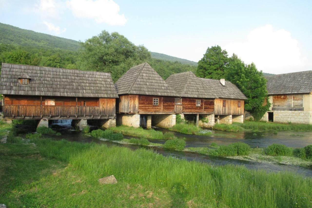 Apartman Maja Apartamento Otočac Exterior foto
